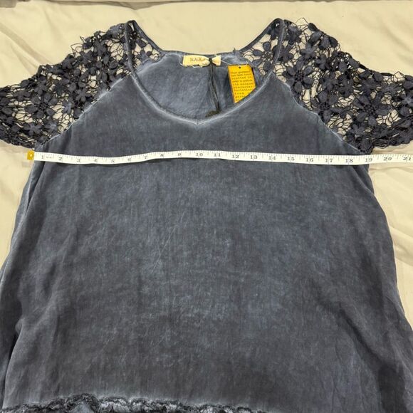 Black Swan Navy Blue Ruffle Lace Dress NWT Large - Picture 3 of 5